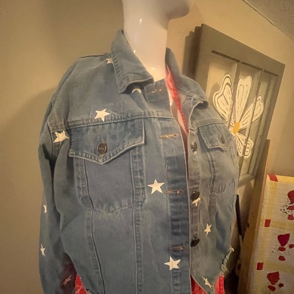 Shein denim jacket with stars - Picture 2 of 4